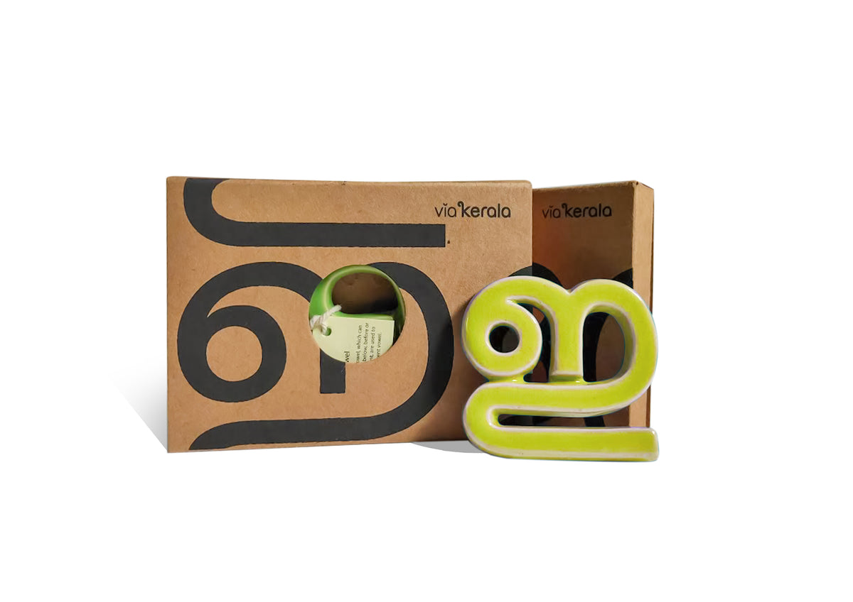 Handmade Ceramic Letters - Malayalam Alphabet Ee - Assorted Colours