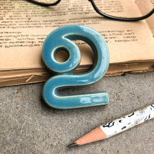 Handmade Ceramic Letters - Malayalam Alphabet Uu - Assorted Colours